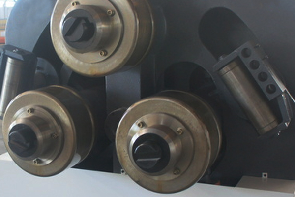 關(guān)于型材彎曲機(jī)，不要忽略這些方面